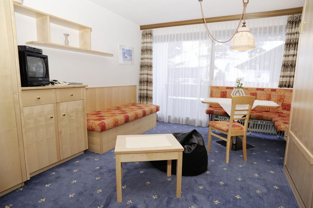 Haus Gariella Lägenhet Gargellen Exteriör bild
